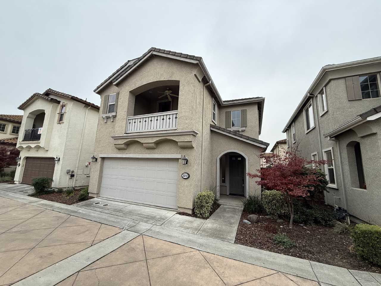 3323 San Vicente Road