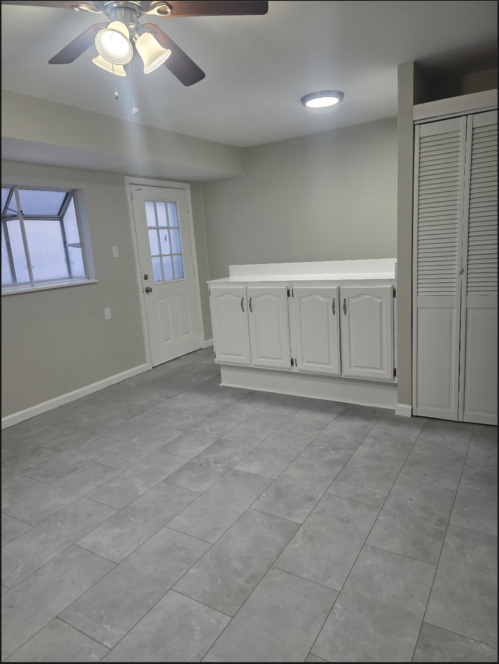 336 Lanark Rd - Photo 3 of 19