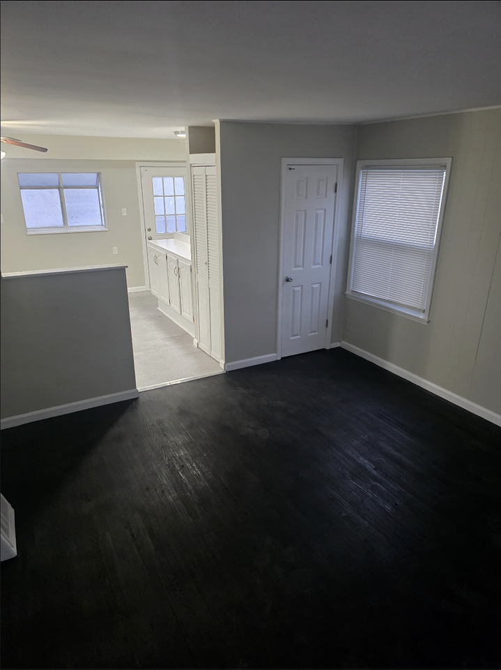 336 Lanark Rd - Photo 6 of 19