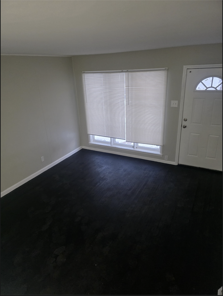 336 Lanark Rd - Photo 7 of 19