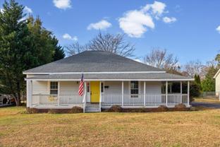 512 Banks St - Photo 1 of 1