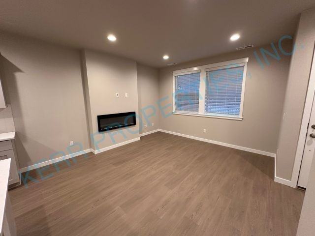 11142 Se 162nd Ave - Photo 3 of 20