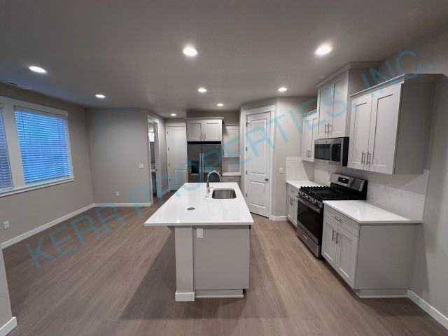 11142 Se 162nd Ave - Photo 5 of 20