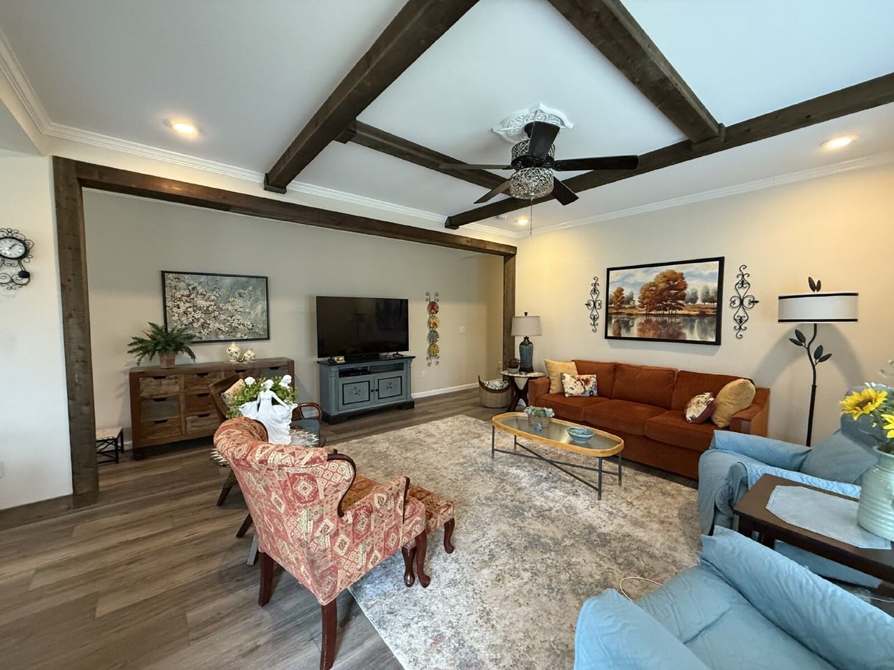 123 Pete Mann Rd - Photo 4 of 24