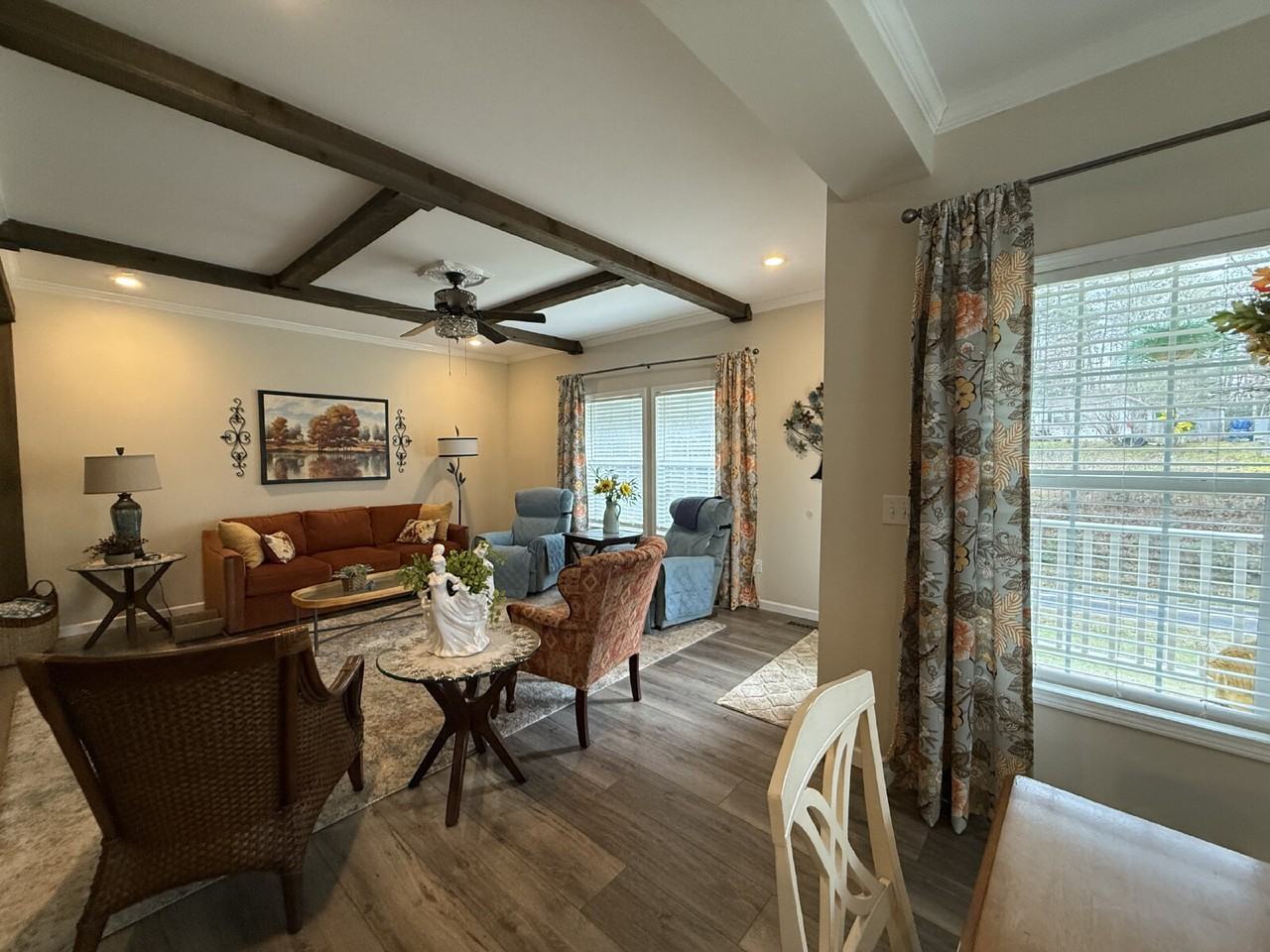 123 Pete Mann Rd - Photo 5 of 24