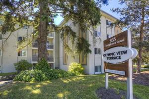 featured image of 885 Craigflower Road