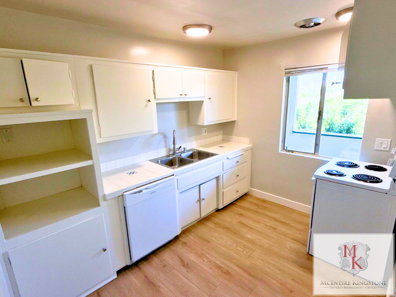 1675 Amberwood Drive #17 - Photo 3 of 11