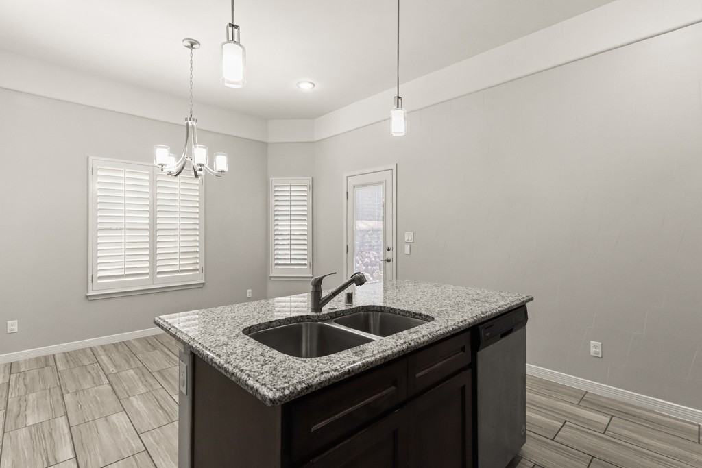 14824 Harry Flournoy Ave - Photo 7 of 41