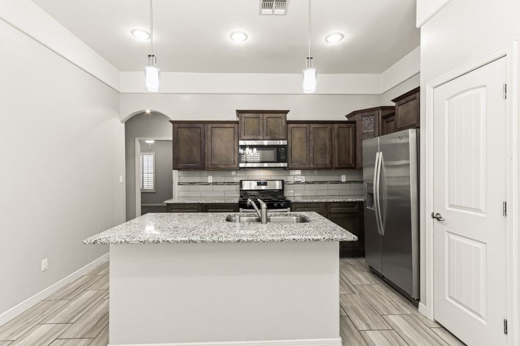 14824 Harry Flournoy Ave - Photo 3 of 41