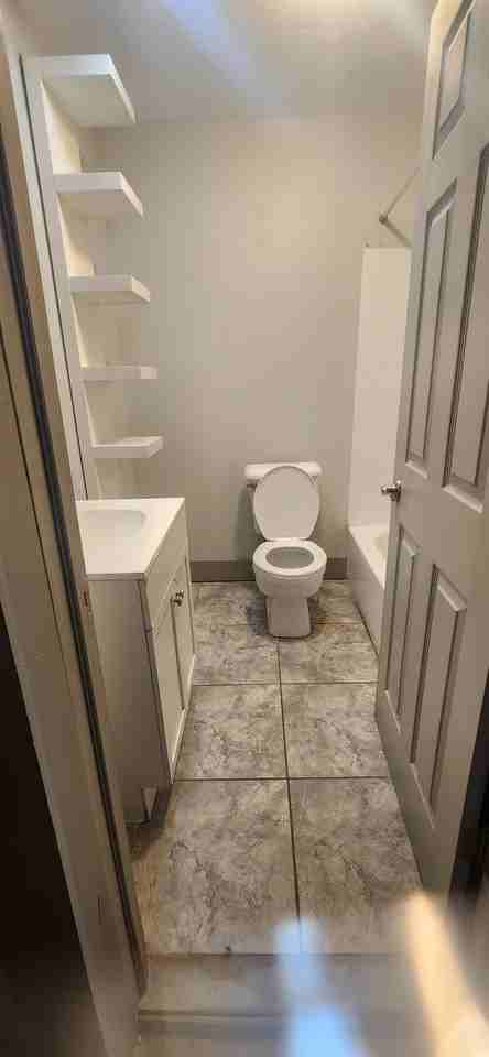 343 Madison Ave #2 - Photo 4 of 9