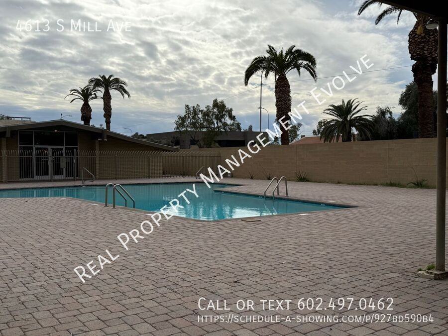 4613 S Mill Ave - Photo 4 of 32