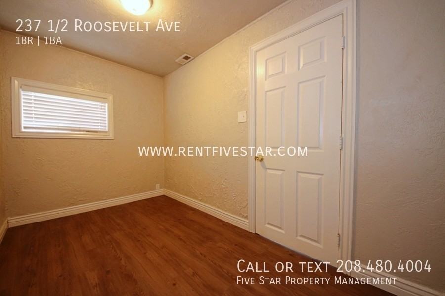 237 1/2 Roosevelt Ave - Photo 7 of 15