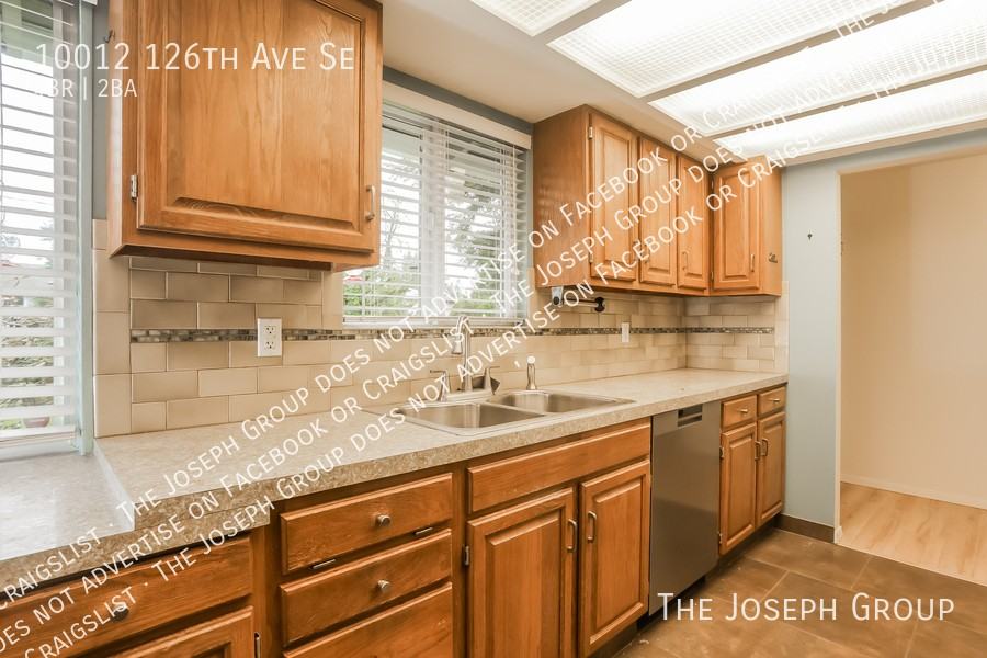 10012 126th Ave Se - Photo 7 of 26