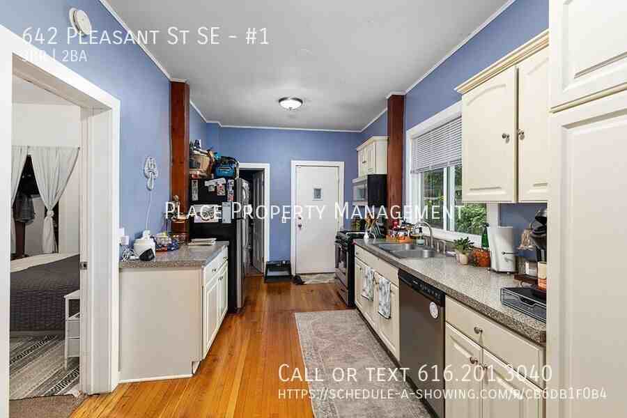 642 Pleasant St Se #1 - Photo 6 of 21