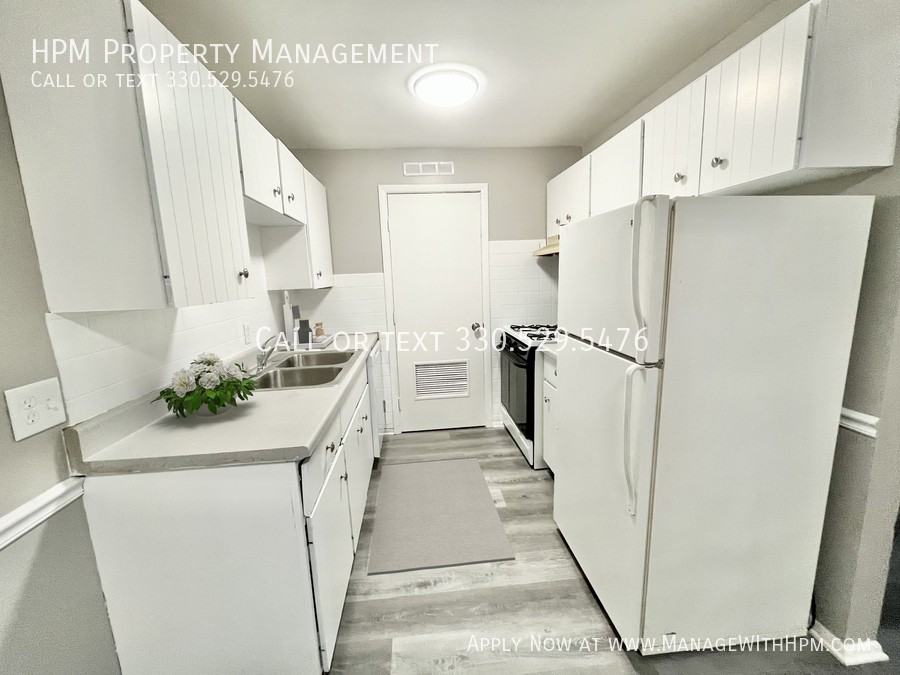 1299 Old Eagle Drive #5 - Photo 5 of 8