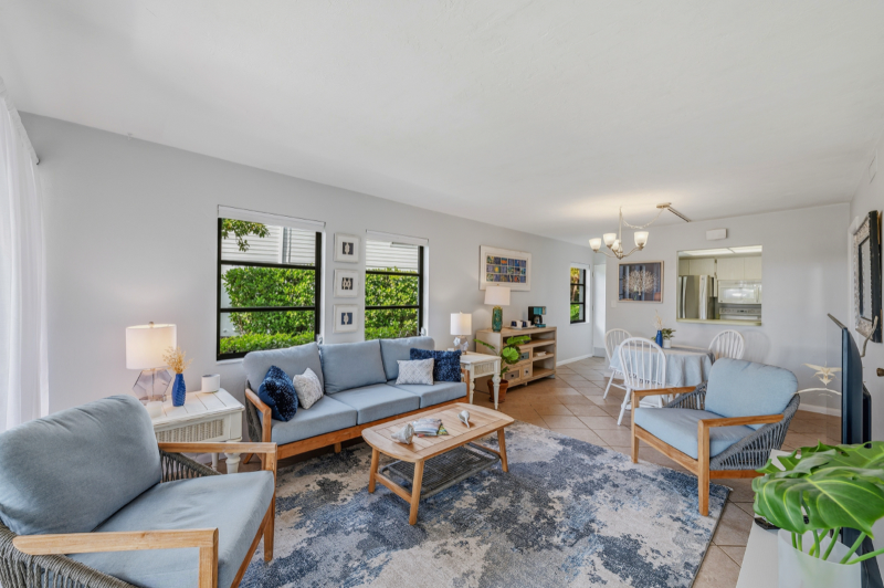 1334 Chesapeake Avenue - Photo 2 of 25