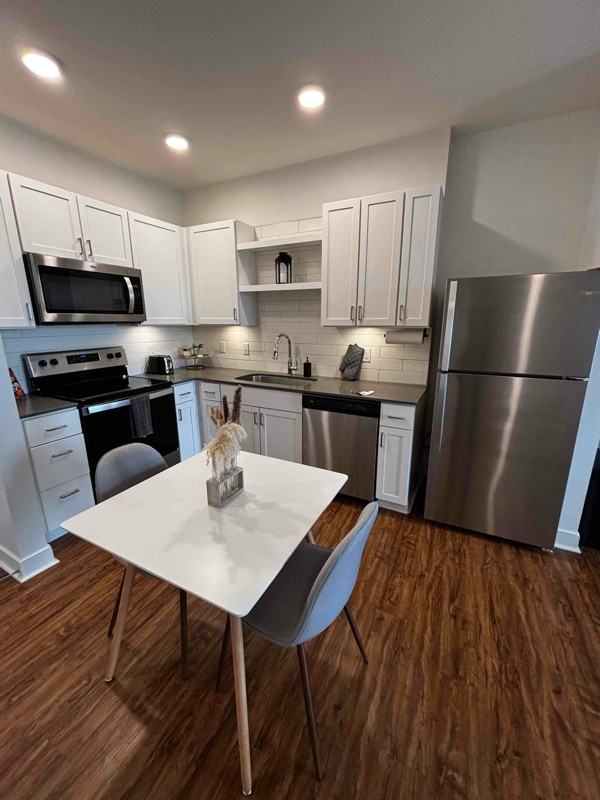 403 Indianapolis Road #403