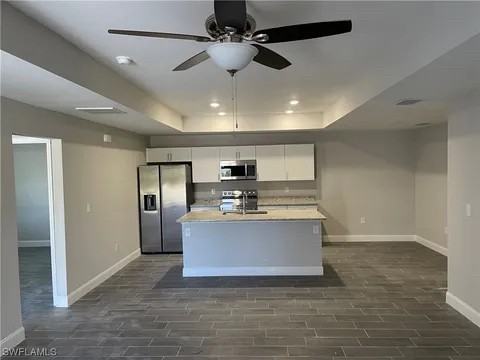 2328 2328/2330 Park Rd #2330PARKRD - Photo 4 of 20