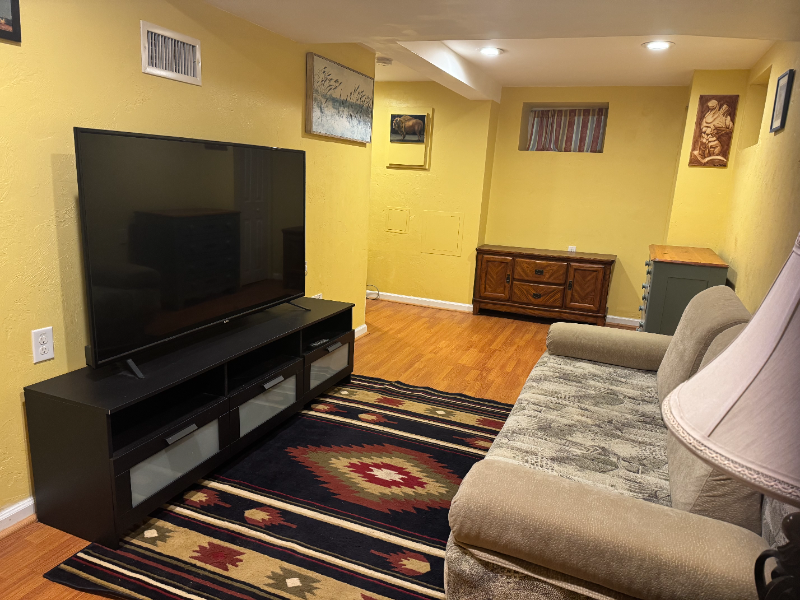 16 Maplewood St - Photo 7 of 14