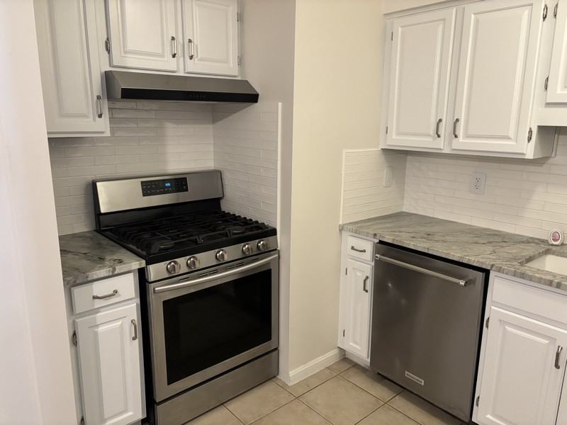 504 Spring Brook Circle - Photo 4 of 19