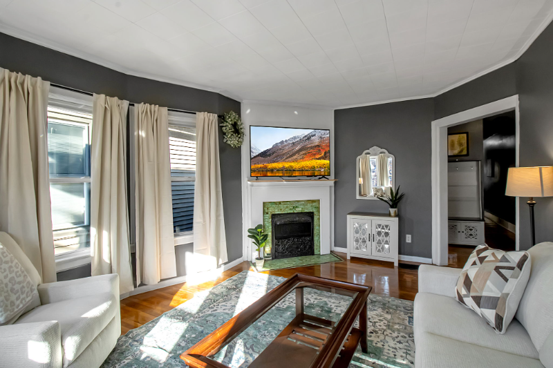 580 Potomac Avenue #3 - Photo 4 of 25