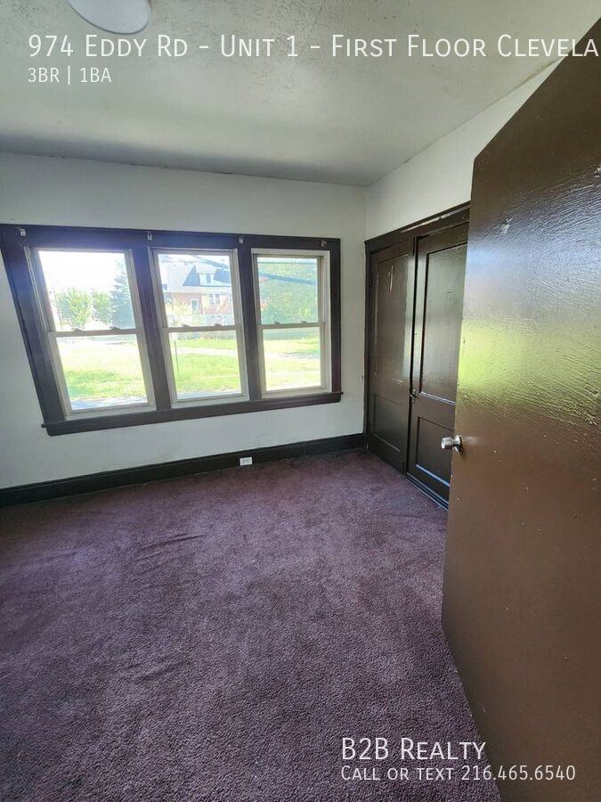 974 Eddy Rd - Photo 3 of 27