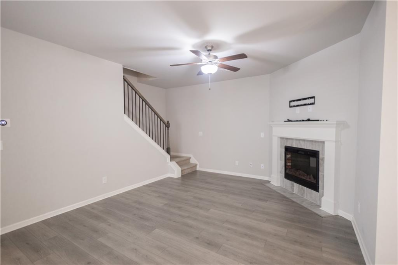 4727 Beacon Ridge Ln - Photo 3 of 20