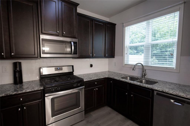 4727 Beacon Ridge Ln - Photo 6 of 20