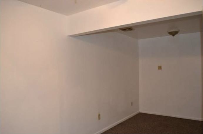 1050 Main St #1 - Photo 4 of 6