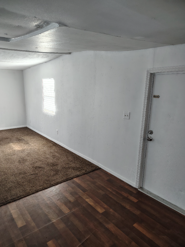 210 Se Camelot Loop - Photo 4 of 16