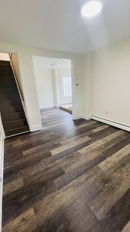 825 Maple Ave - Photo 3 of 23