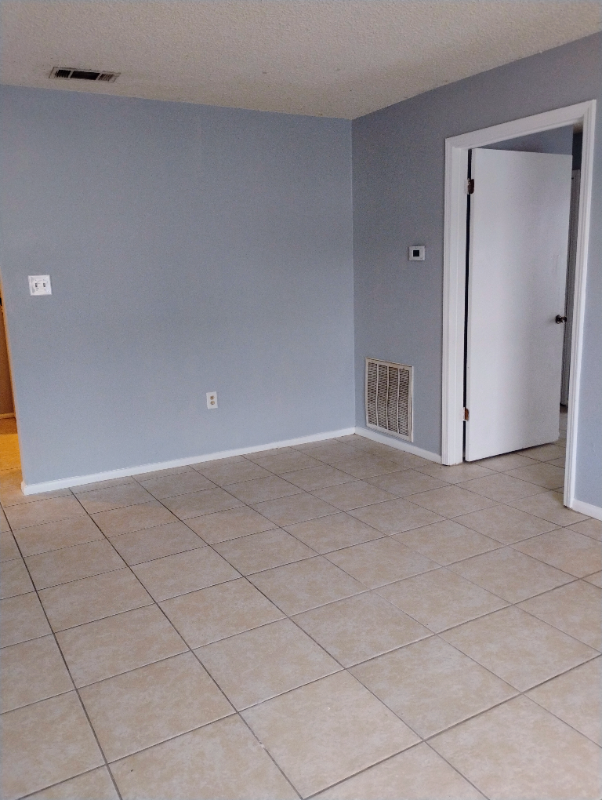 5245 Kimberlin Drive #A