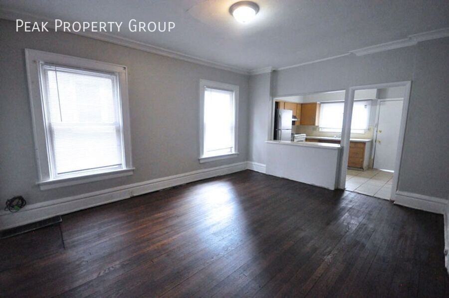 207 East Lane Avenue - Photo 2 of 19