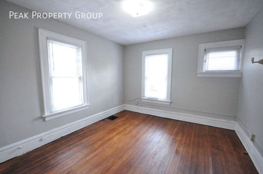 207 East Lane Avenue - Photo 6 of 19