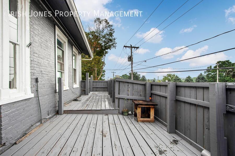 1389 Broadway Road - Photo 2 of 17