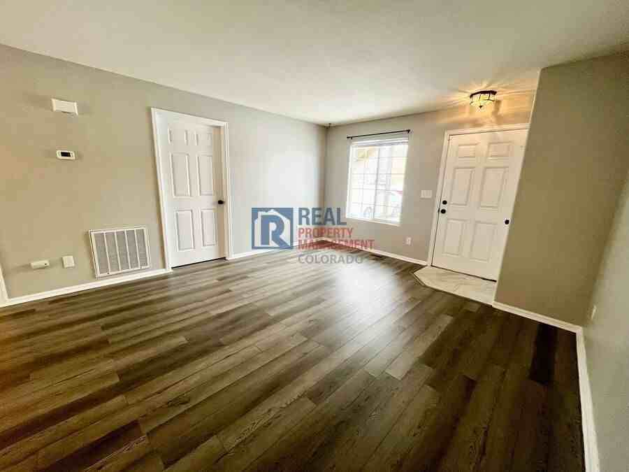 179 Ellers Grove - Photo 4 of 25