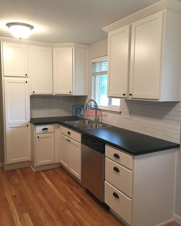 4699 Garrison St - Photo 4 of 20