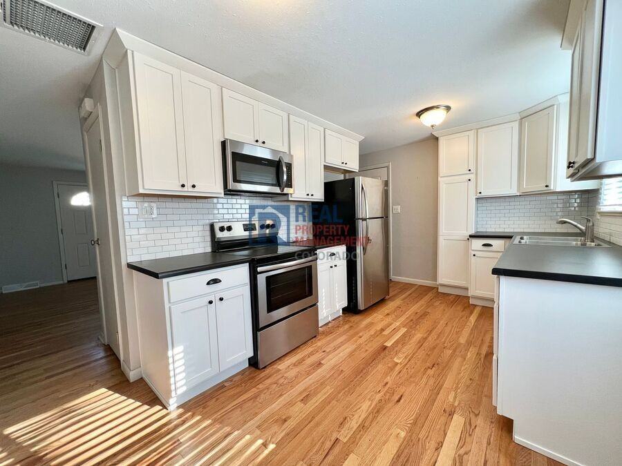 4699 Garrison St - Photo 6 of 20