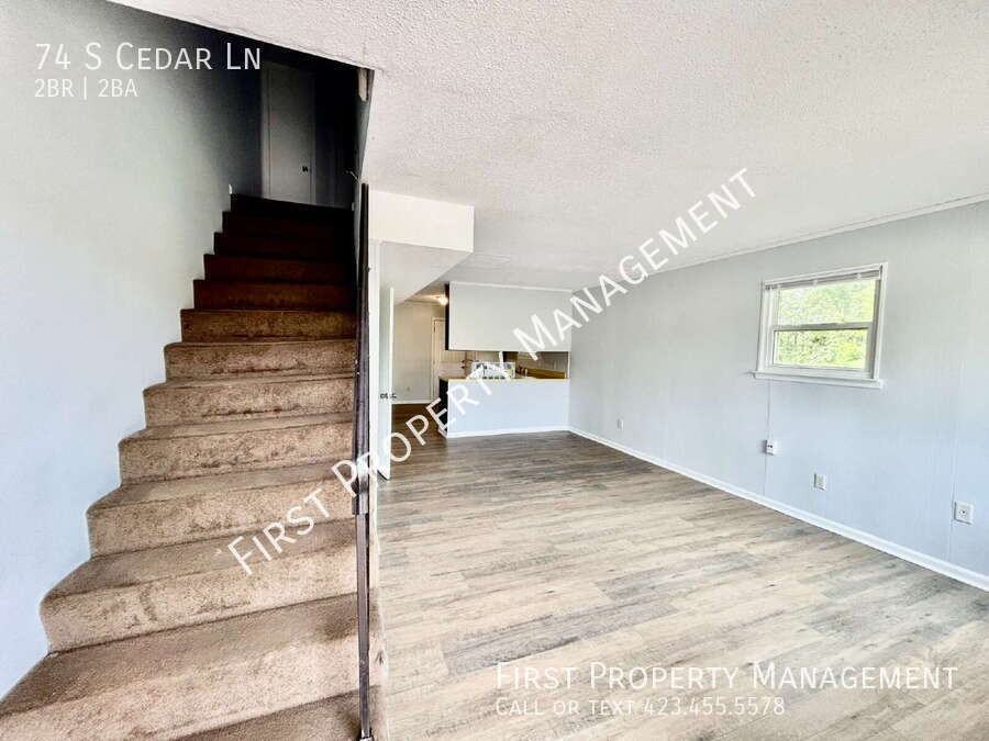 74 S Cedar Ln - Photo 3 of 10