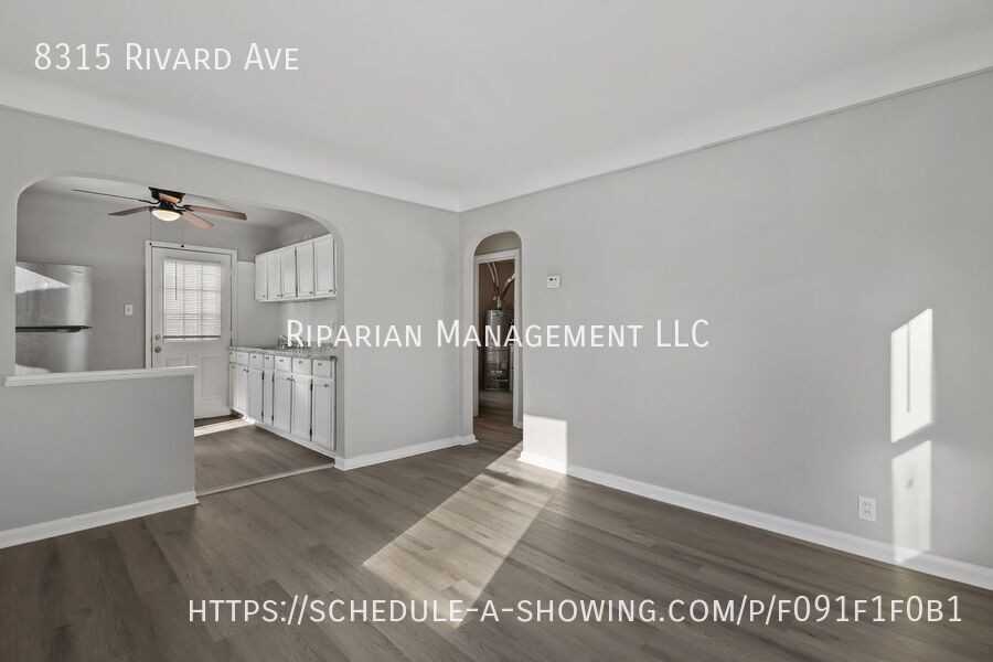 8315 Rivard Ave - Photo 3 of 13