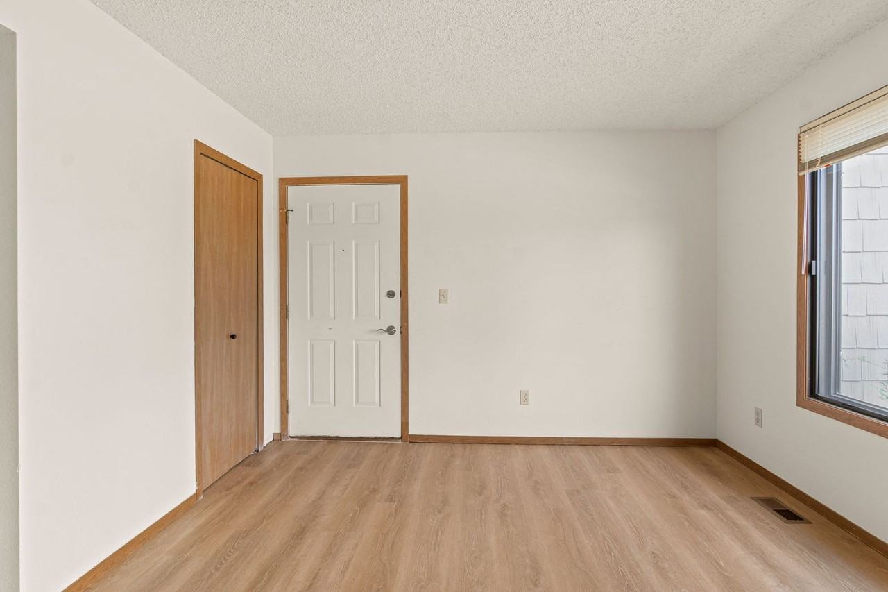 The Meadows - Photo 4 of 28