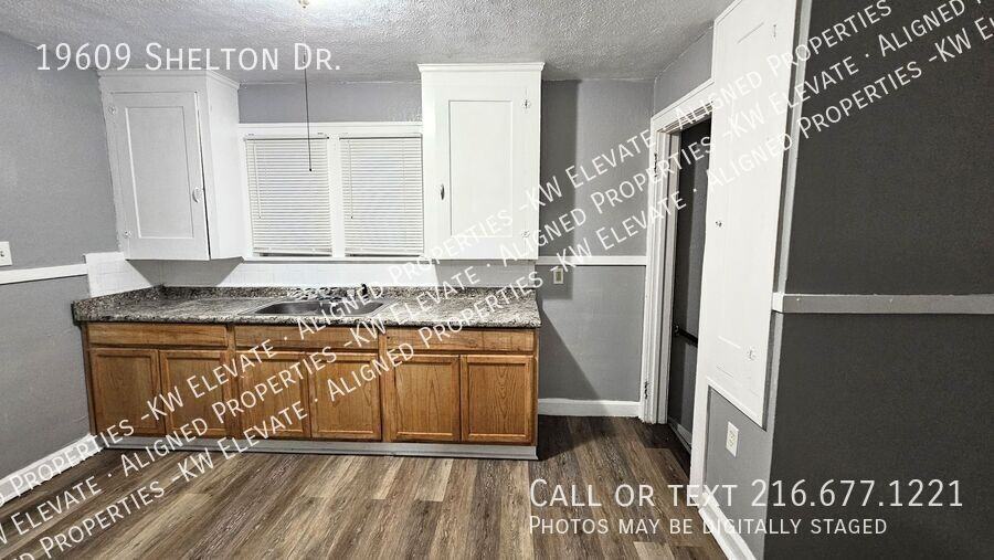 19609 Shelton Drive - Photo 3 of 25