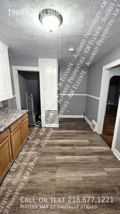 19609 Shelton Drive - Photo 4 of 25