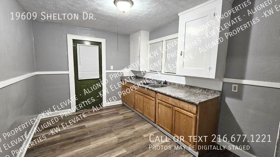 19609 Shelton Drive - Photo 5 of 25