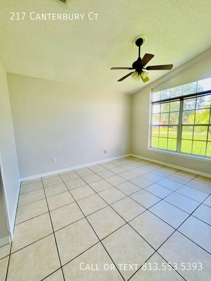 217 Canterbury Court - Photo 7 of 21