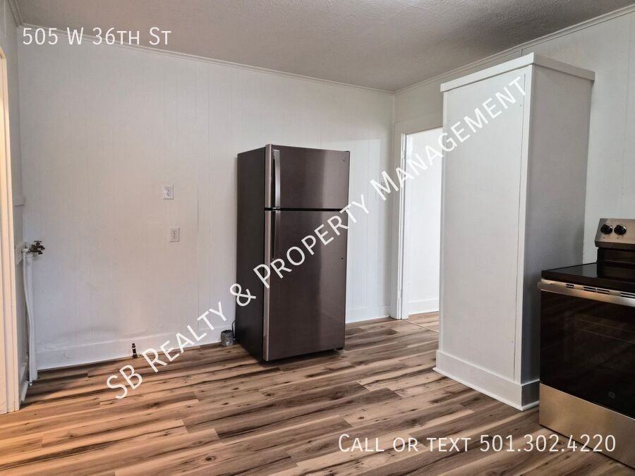 505 W 36th St - Photo 6 of 15