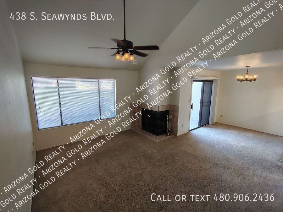 438 S Seawynds Blvd - Photo 6 of 25