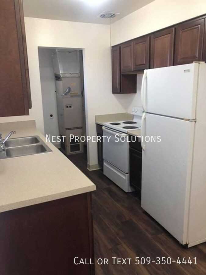 1231 Arlington Dr #1231 - Photo 6 of 9