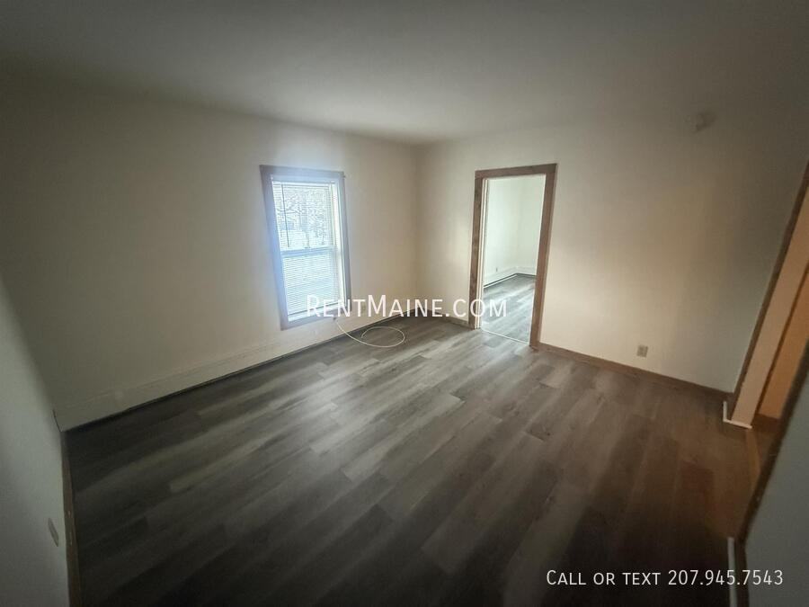 104 Main St #3 - Photo 4 of 10