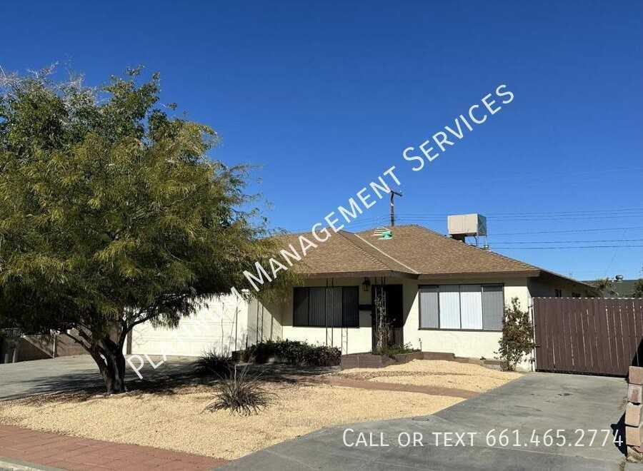 1839 East Avenue Q 10 - Photo 2 of 22